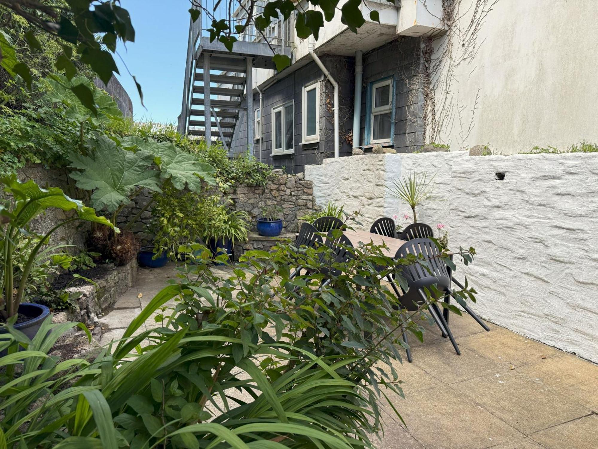 10 The Warren, Amazing Seaviews From Every Floor! St Ives Exterior foto